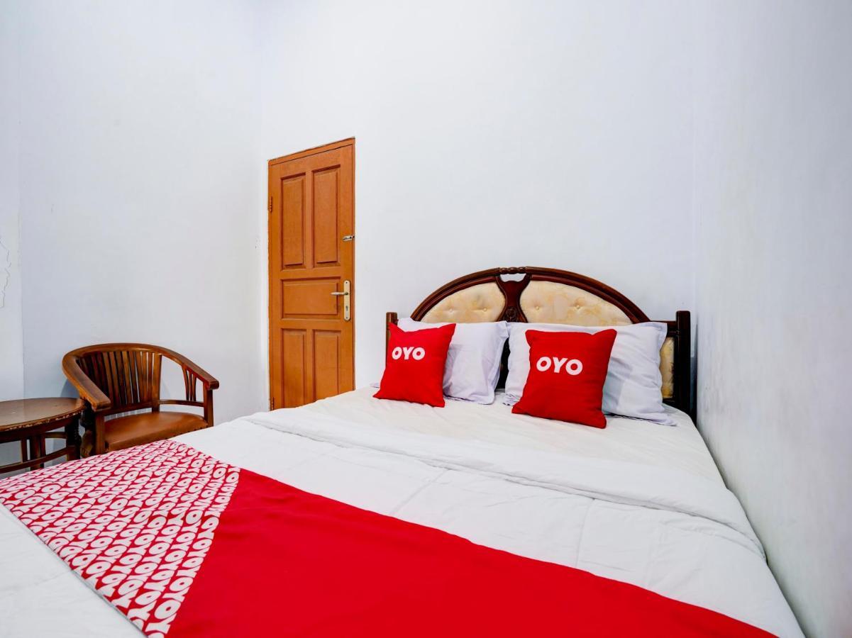 Super Oyo 90118 Hotel Diamond Syariah Subang Exterior photo